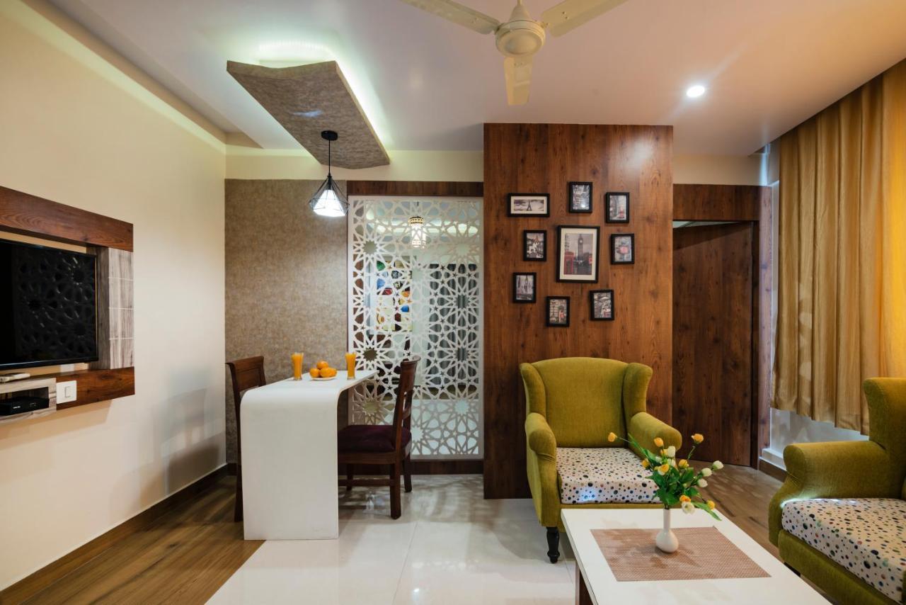 Hotel Monarch International Bangalore Exteriör bild