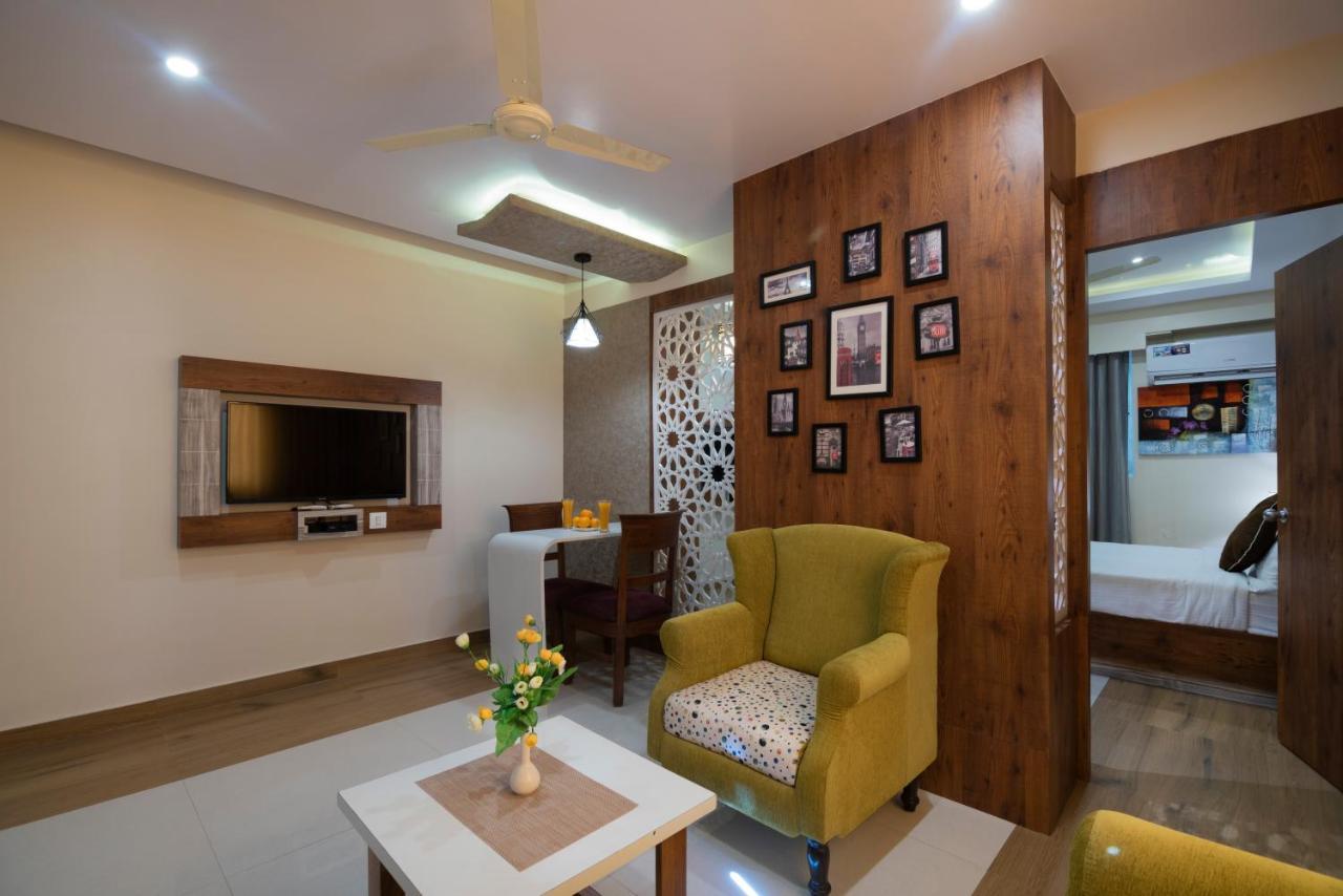 Hotel Monarch International Bangalore Exteriör bild