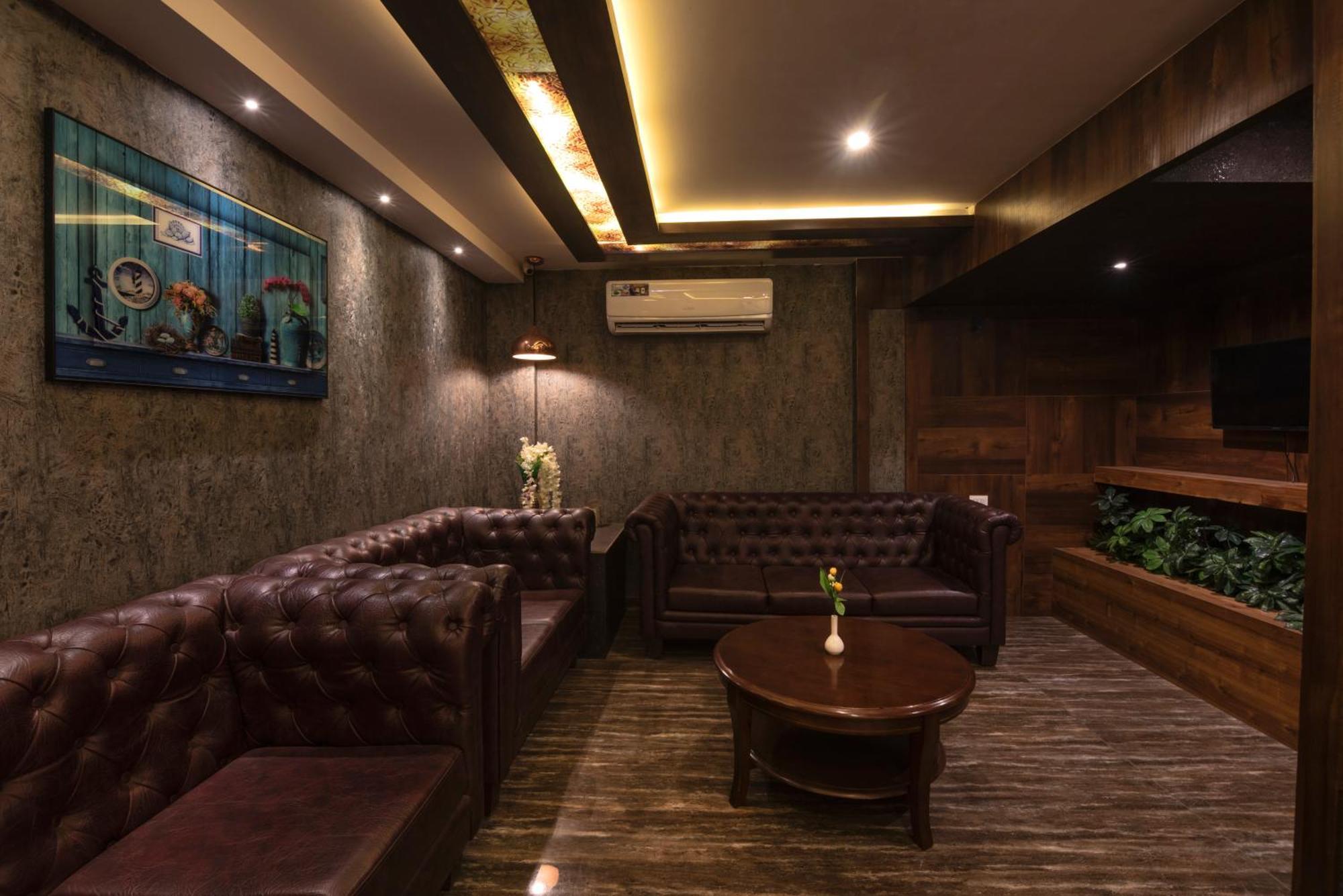 Hotel Monarch International Bangalore Exteriör bild